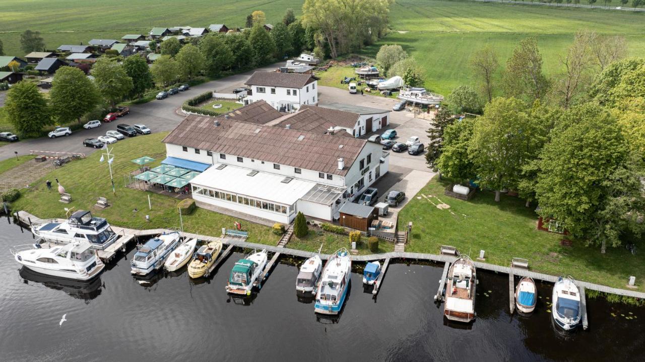 Zum Alten Faehrhaus - Bed & Breakfast Wrohm Zewnętrze zdjęcie