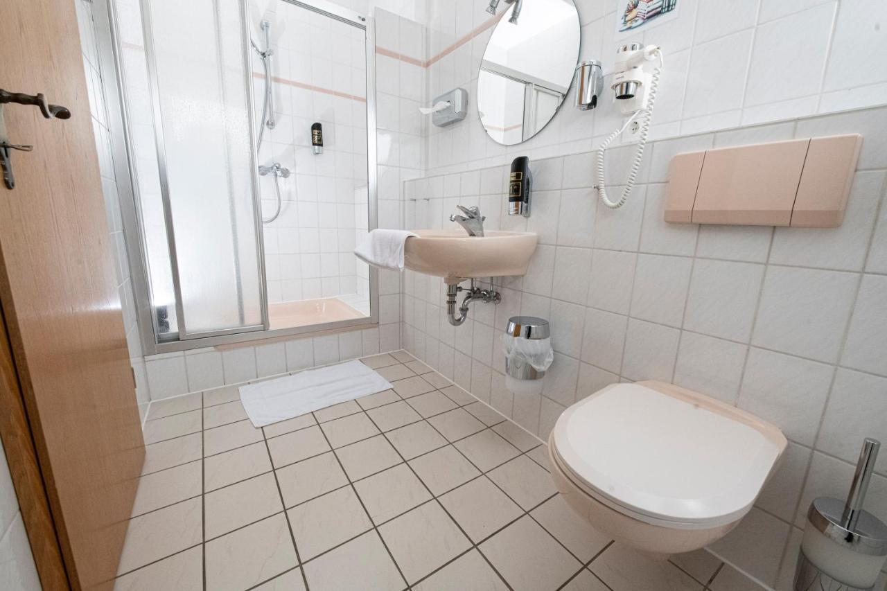 Zum Alten Faehrhaus - Bed & Breakfast Wrohm Zewnętrze zdjęcie