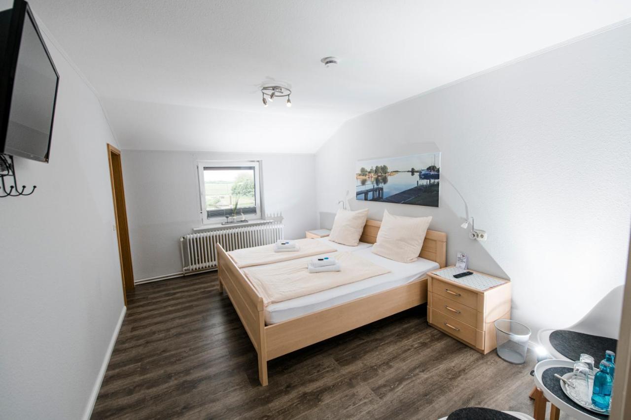 Zum Alten Faehrhaus - Bed & Breakfast Wrohm Zewnętrze zdjęcie