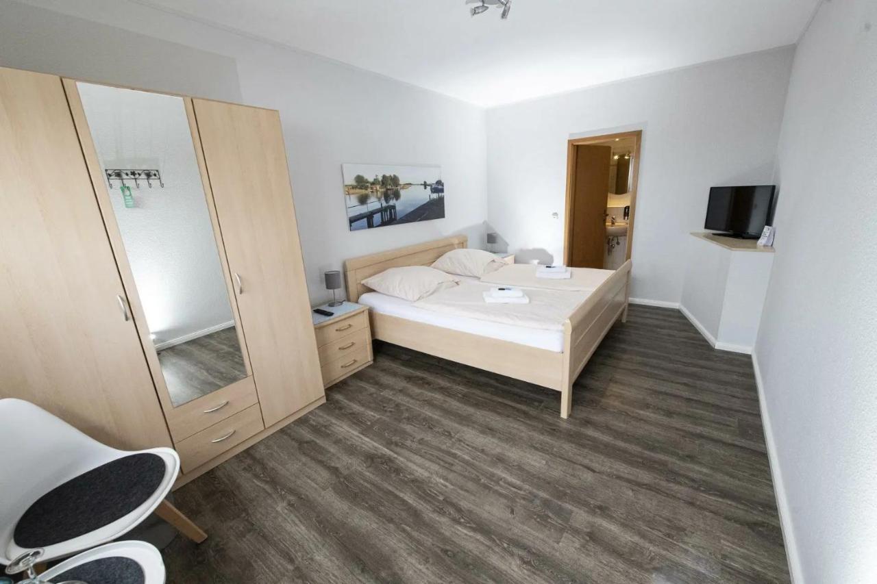 Zum Alten Faehrhaus - Bed & Breakfast Wrohm Zewnętrze zdjęcie
